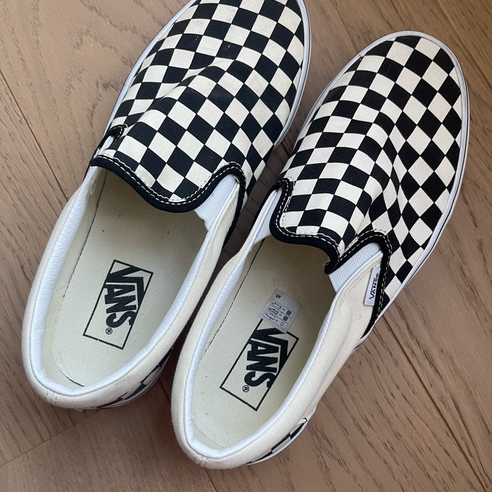 Classic Slip On Checkerboard (8.5 M / 10 W)